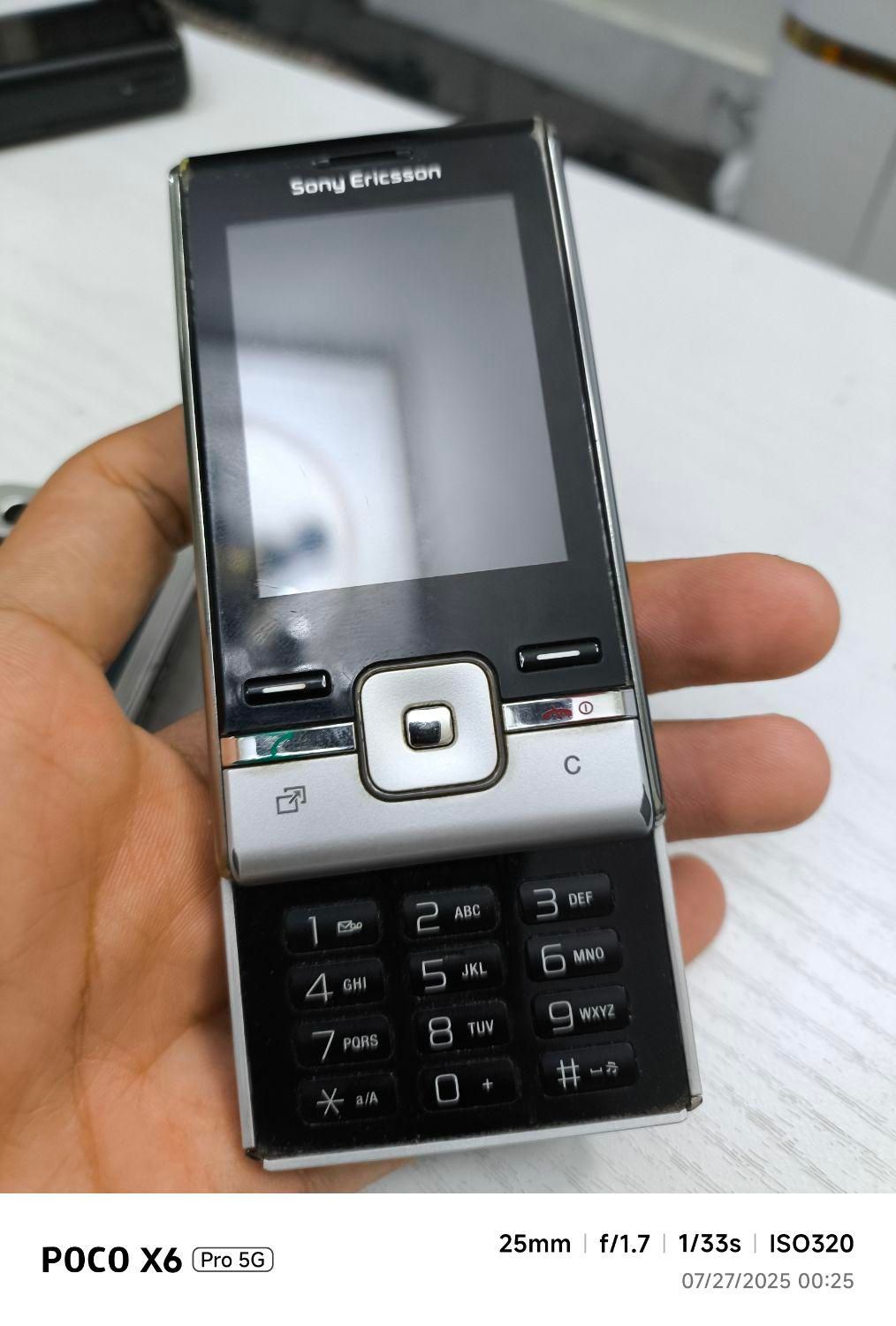 Sony Ericsson w890 و T715|موبایل|تهران, سیزده آبان|دیوار