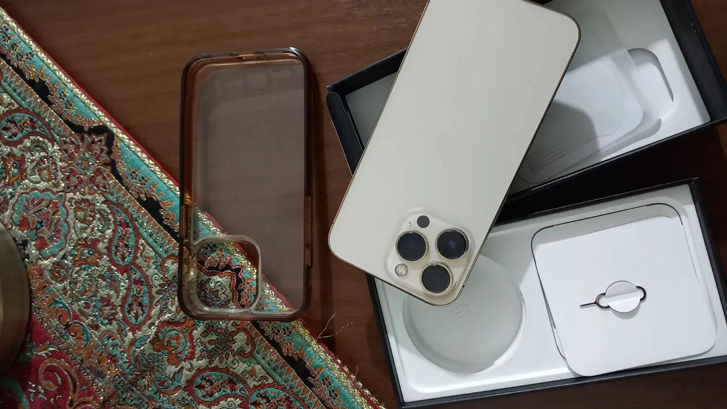 اپل iPhone 13 Pro با حافظهٔ ۱۲۸ گیگابایت|موبایل|تهران, امیرآباد|دیوار