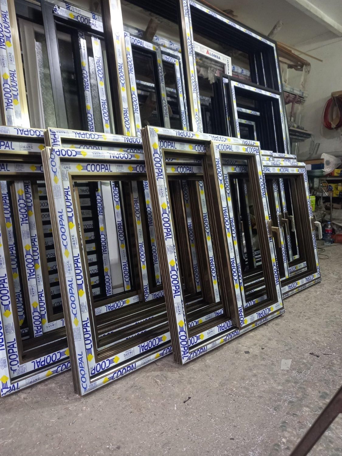 ساخت وتولید انواع درب و پنجره الومینیوم اختصاصی|خدمات پیشه و مهارت|اصفهان, سودان|دیوار