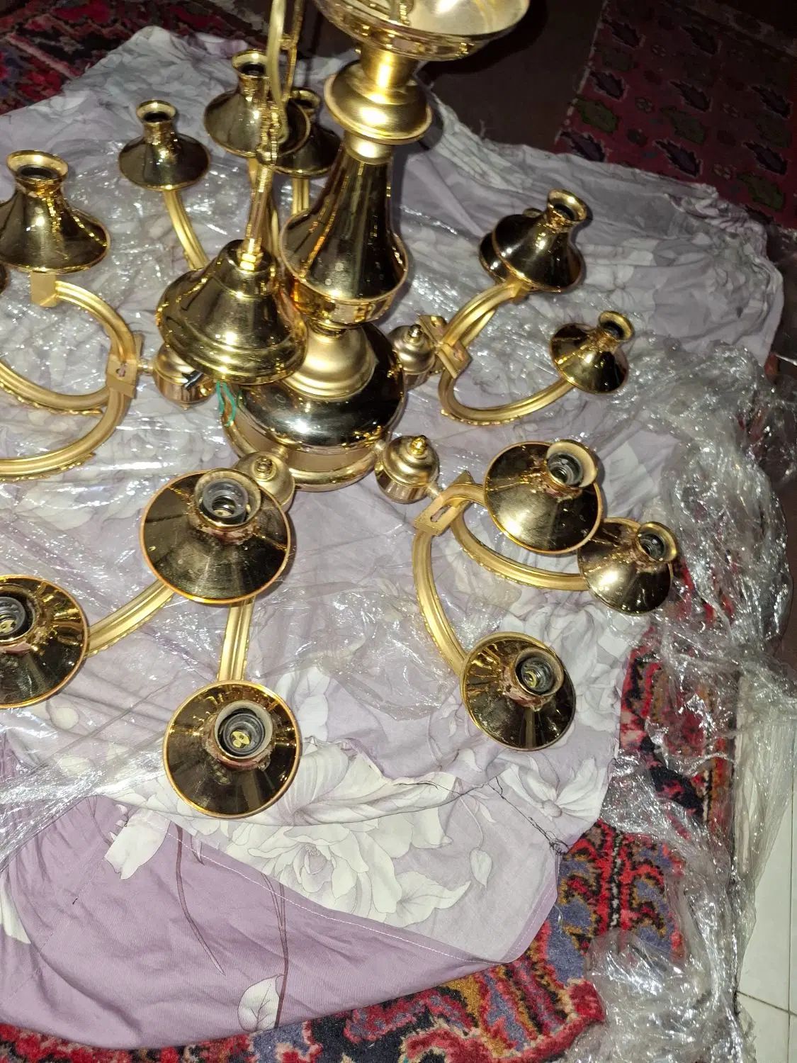 لوستر رنگ ثابت|لوستر و چراغ آویز|تبریز, |دیوار