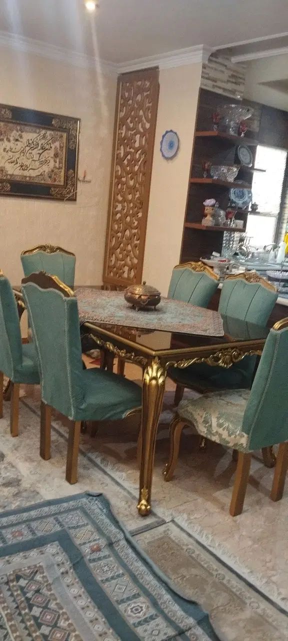 یک دست مبل ومیزناهار خوری جنس خوب باقیمت مناسب|مبلمان خانگی و میز عسلی|تهران, دروازه شمیران|دیوار