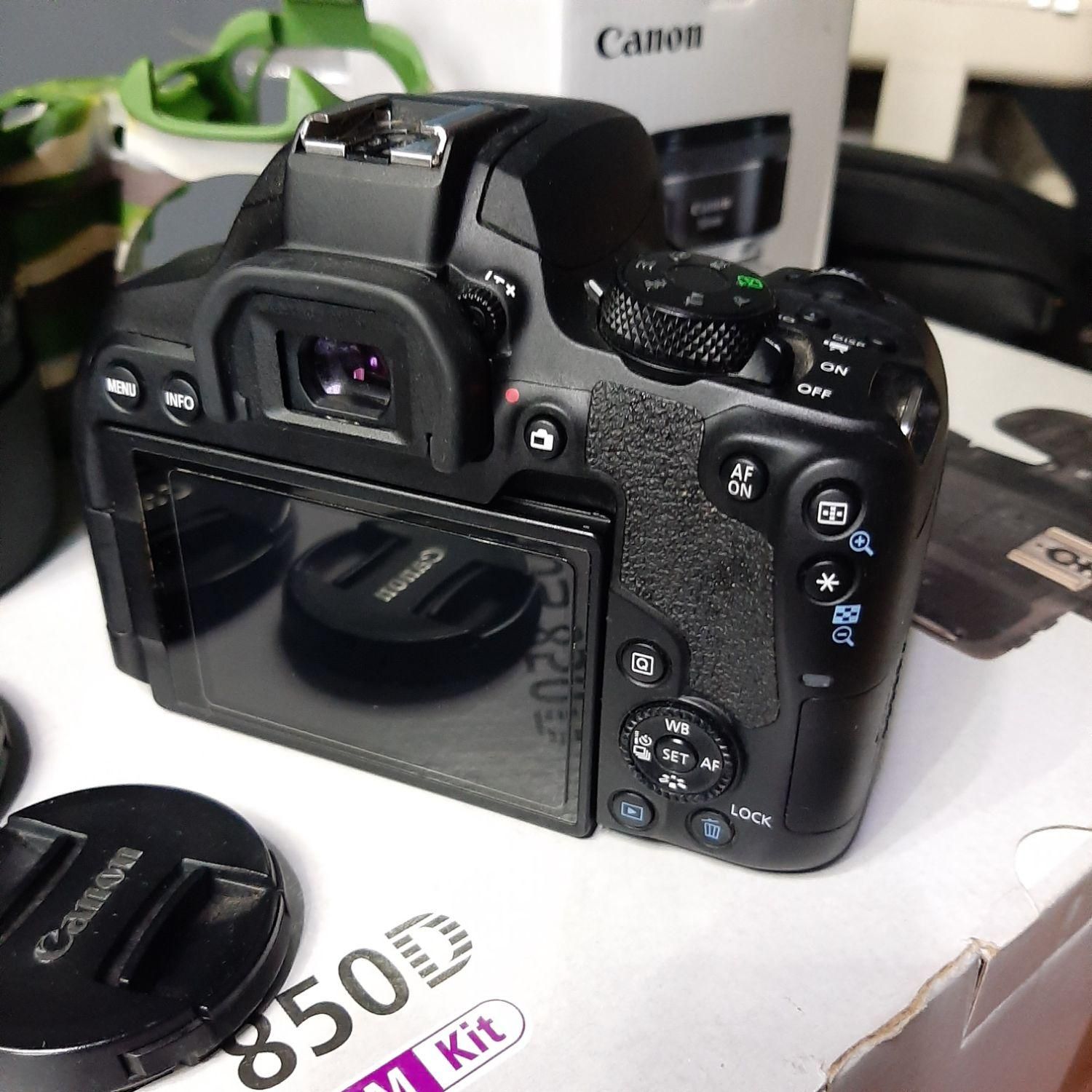 دوربین کانن 850d با لنز 50 f1.8 همراه با کارتن|دوربین عکاسی و فیلم‌برداری|کرج, فاز ۱ مهرشهر|دیوار