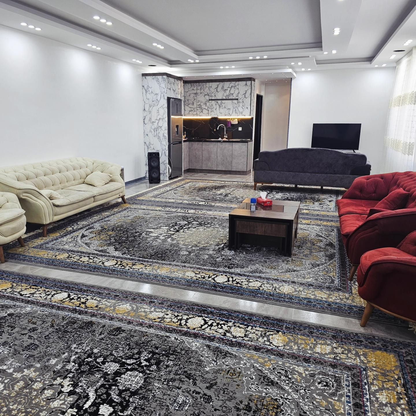 اجاره روزانه باغ ویلا|اجارهٔ کوتاهمدت ویلا و باغ|فلاورجان, |دیوار