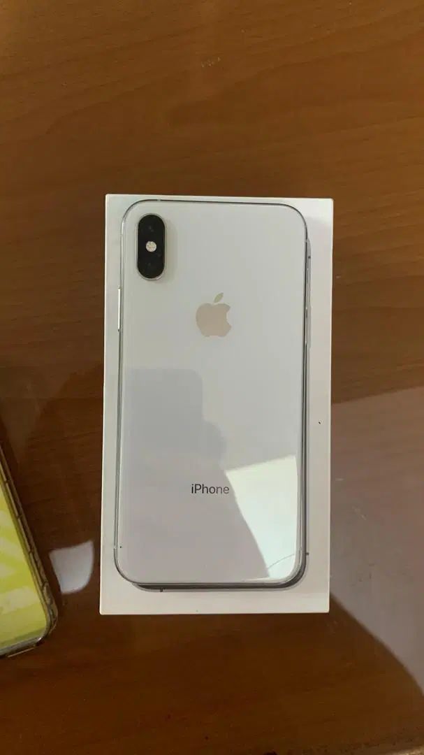 ایفون xs 256 silver|موبایل|اصفهان, ناژوان|دیوار