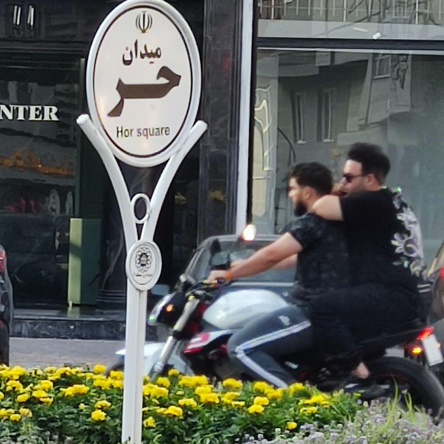 زیرقیمت نبش شهرک آزادی خدماتی مطب60mفول آسانسوردار|فروش دفتر کار، اتاق اداری، مطب|اردبیل, |دیوار