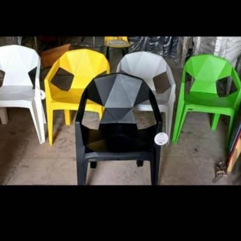 صندلی پلاستیکی مدل meloraکد 963608 کرج/گلشهر|صندلی و نیمکت|کرج, گلشهر|دیوار