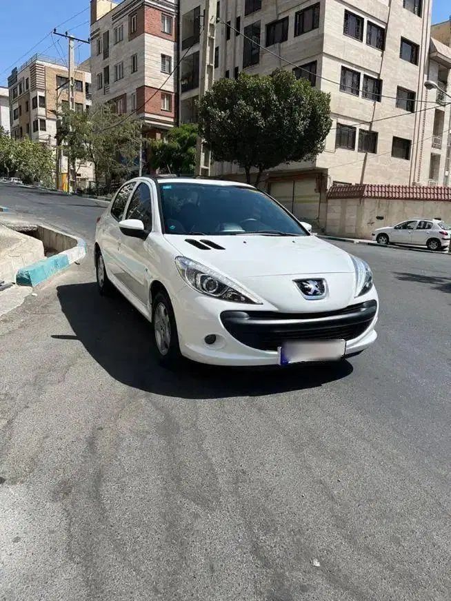 پژو ۲۰۷ سقف شیشه مدل ۱۴۰۱|خودرو سواری و وانت|تهران, سردارجنگل|دیوار