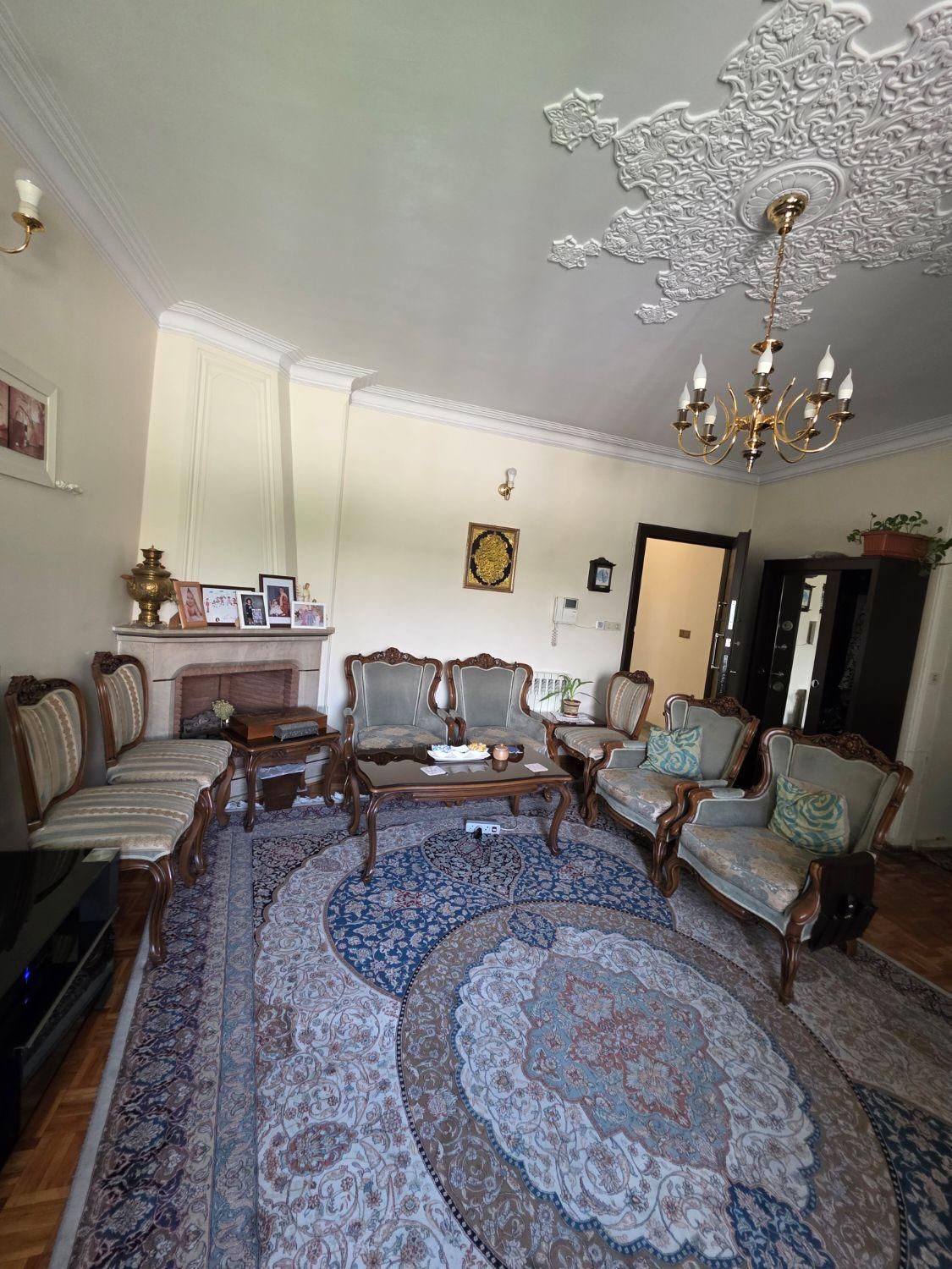 ۸۵ متر / ۲ خواب /۲ پارکینگ / فوری در جلفا|فروش آپارتمان|تهران, سید خندان (جلفا)|دیوار