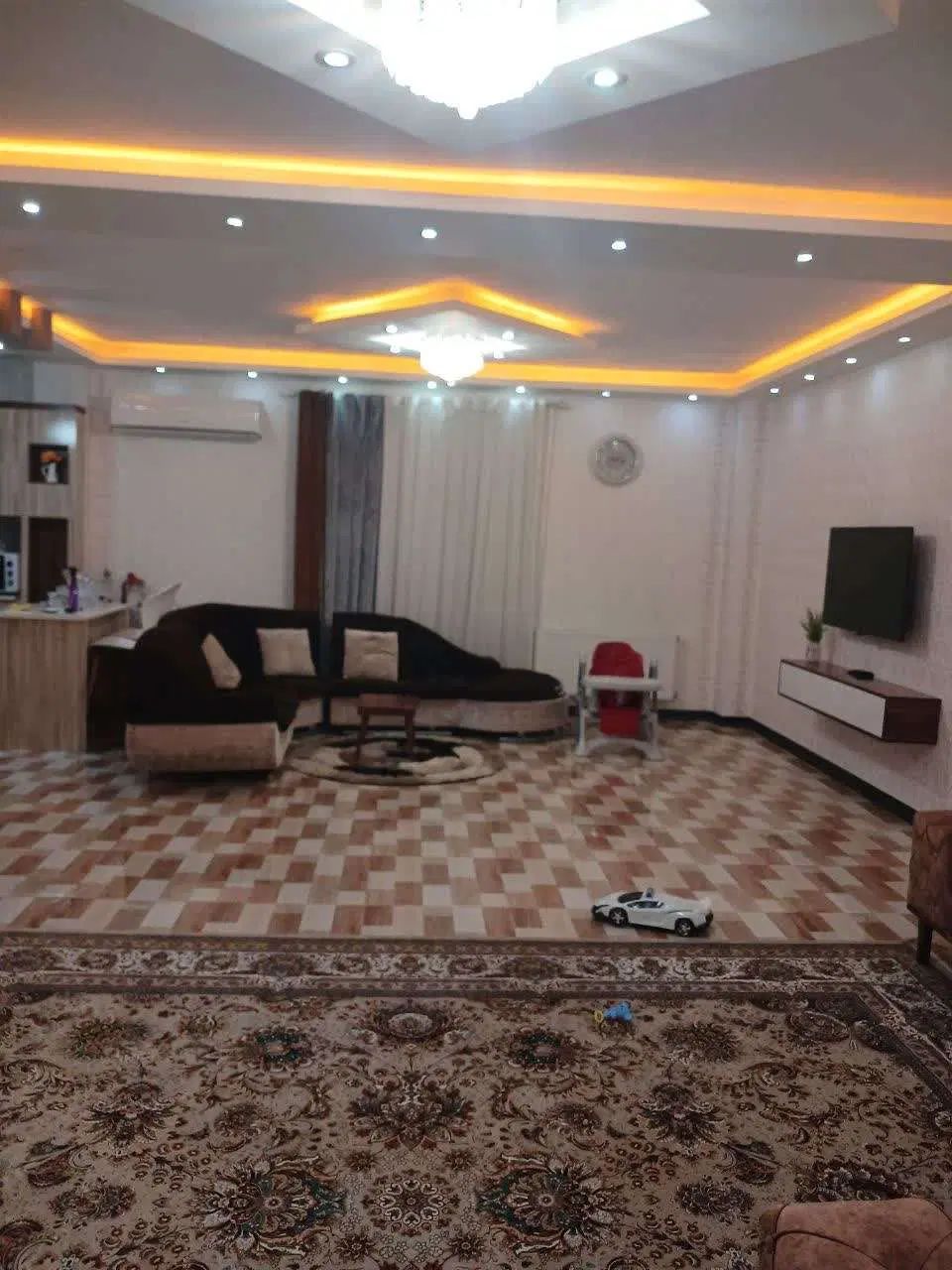 طبقه دوم 100متر.دو خواب.بلوار لاکان رجایی.خ گلها|فروش آپارتمان|رشت, پل تالشان|دیوار