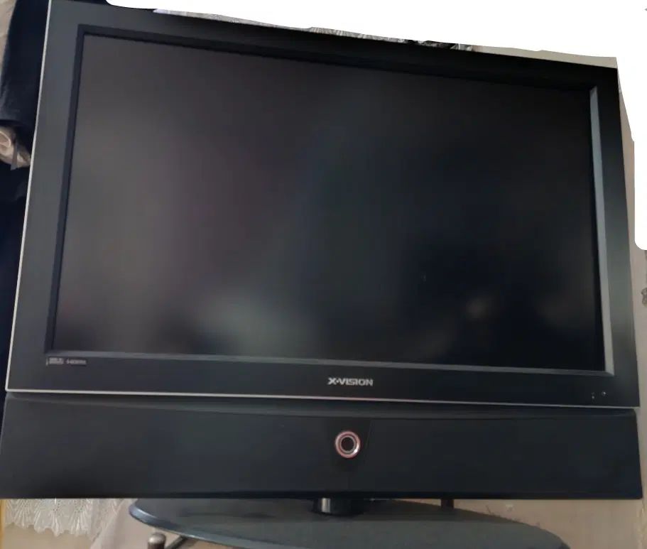 تلویزیون ۴۲ اینچ Xvision برای استفاده یا قطعات|تلویزیون و پروژکتور|تهران, ایرانشهر|دیوار