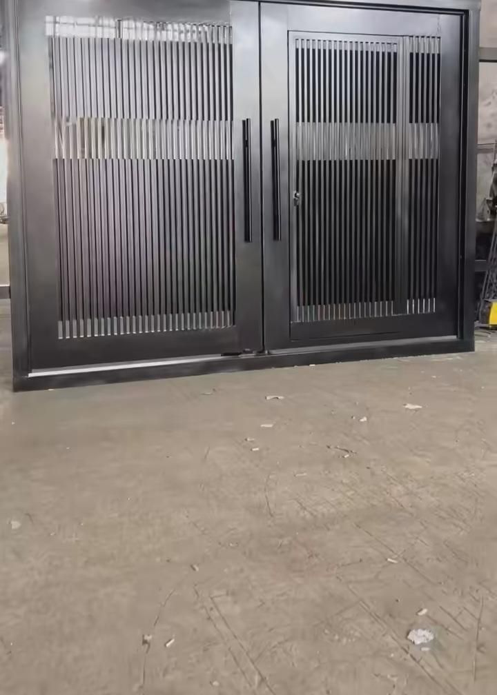 ساخت درب وپنجره آهنی وآلمینیوم مدرن|خدمات پیشه و مهارت|اصفهان, راران|دیوار