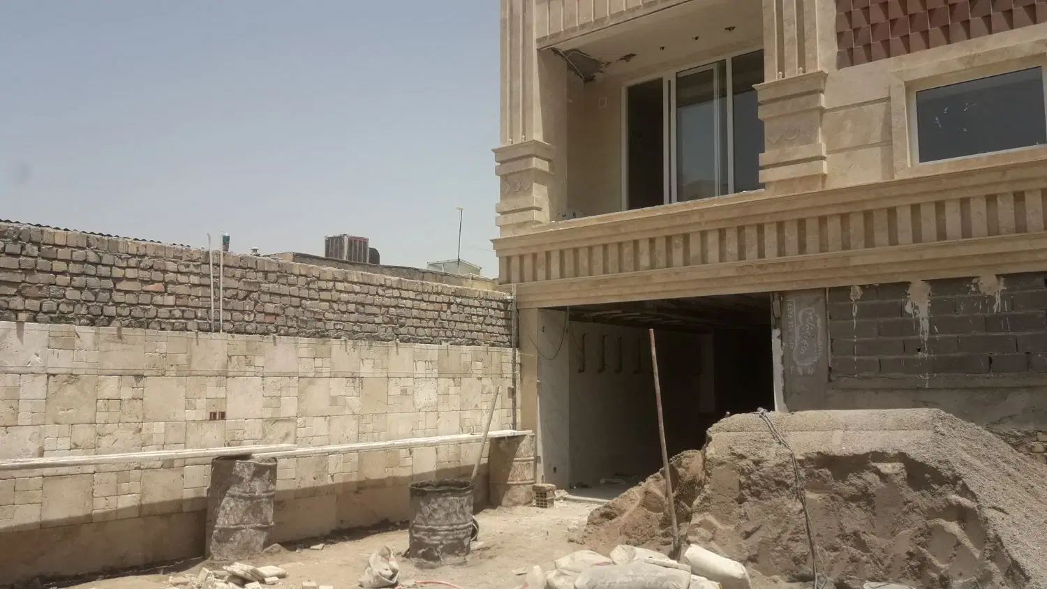 پیش فروش اپارتمان ۱۰۰ متری بین طالقانی ۱۶ تا۲۰|پیش‌فروش املاک|ساوه, |دیوار