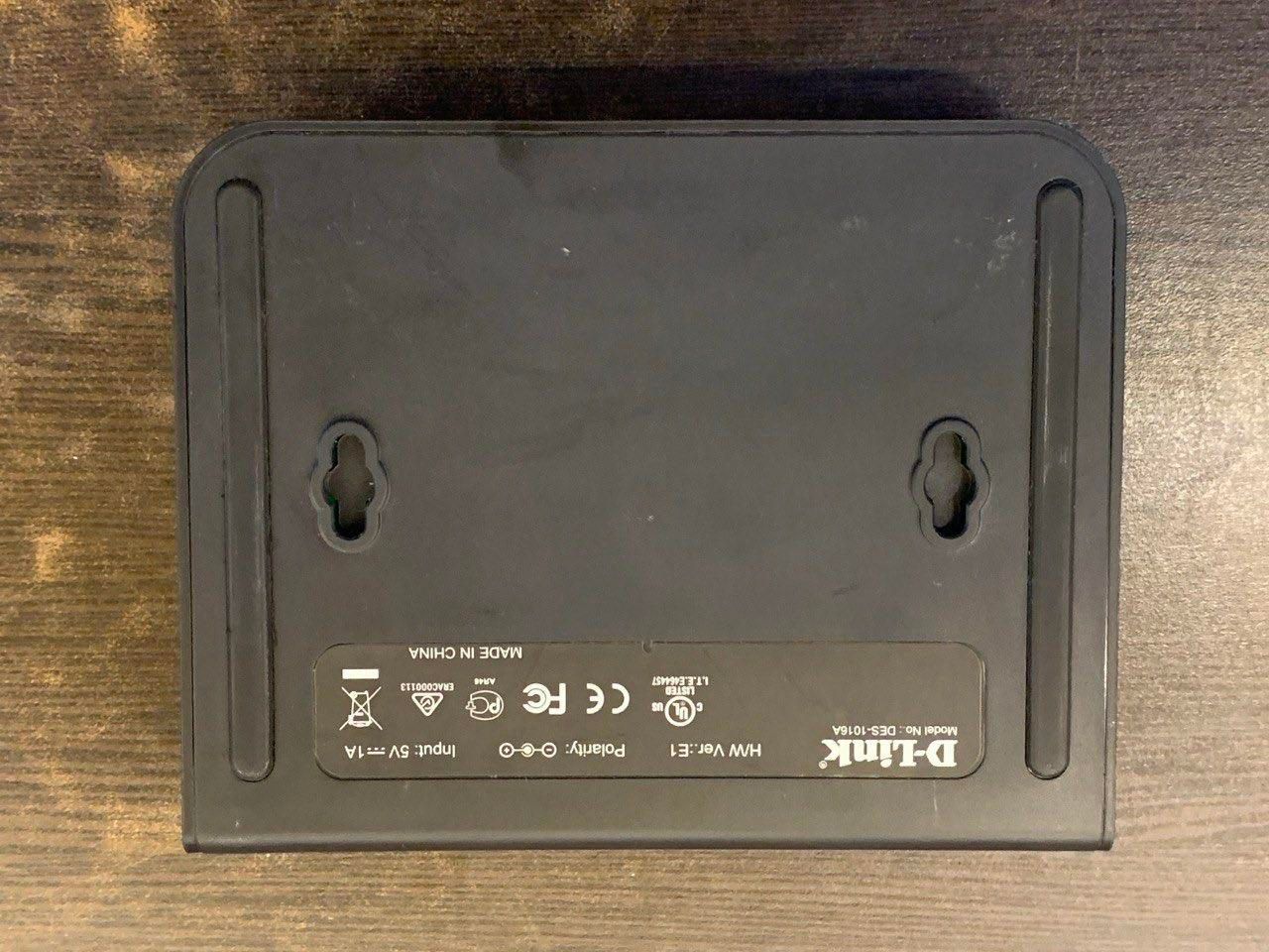 سوئیچ شبکه D-Link DES-1016A|مودم و تجهیزات شبکه|مشهد, وکیل‌آباد|دیوار