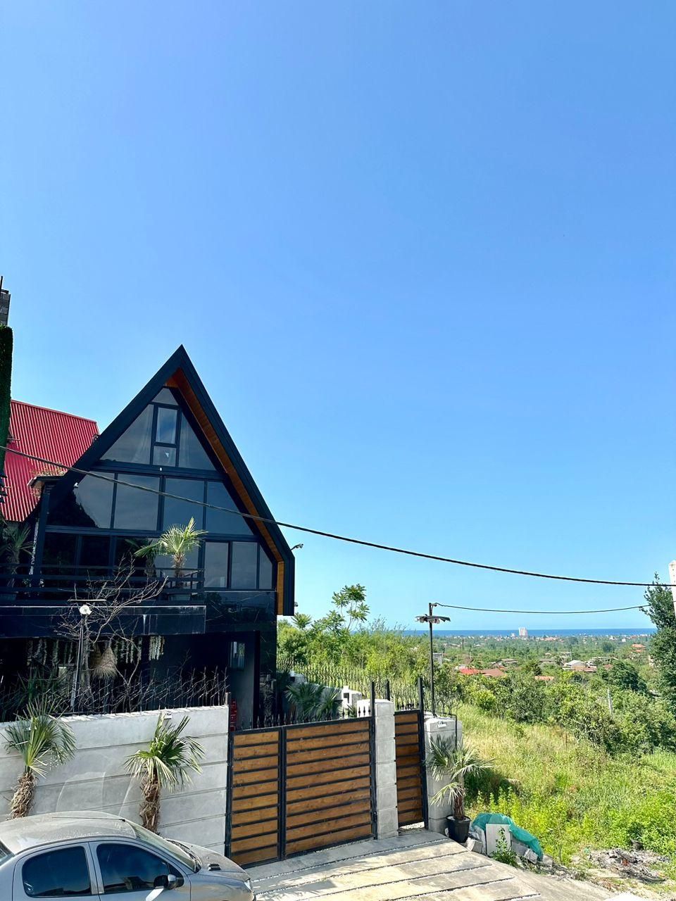 کلبه ۴خواب لاتانیا با استخر نقلی و جکوزی|اجارهٔ کوتاه‌مدت ویلا و باغ|رامسر, |دیوار