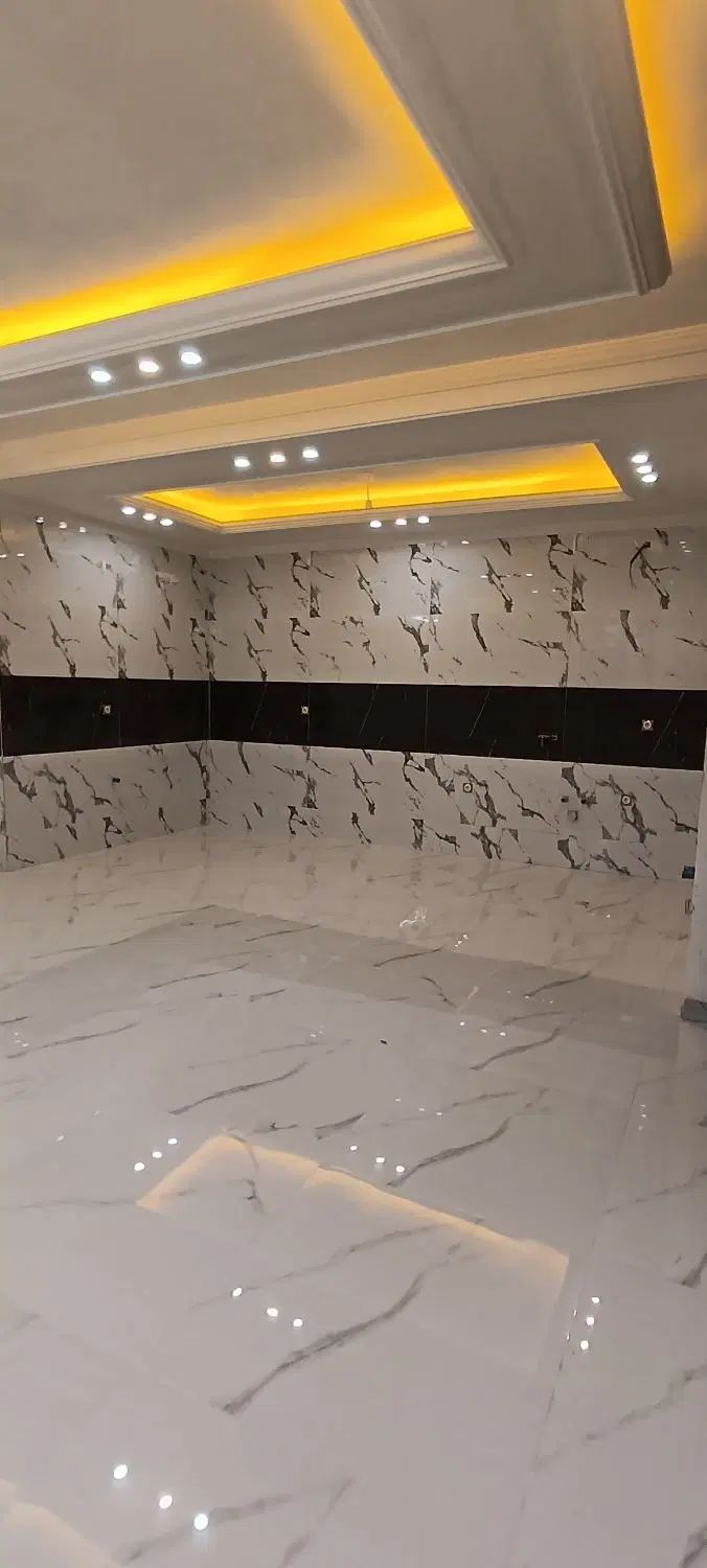 آپارتمان صدمتری / مرکزشهر / نوساز / خوش نقشه|فروش آپارتمان|بروجرد, |دیوار