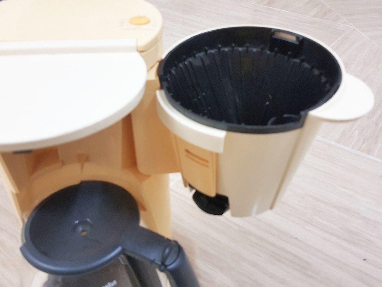 قهوه جوش براون اصل آلمان|قوری، کتری، قهوه‌ساز دستی|شاهین‌شهر, حافظ جنوبی|دیوار