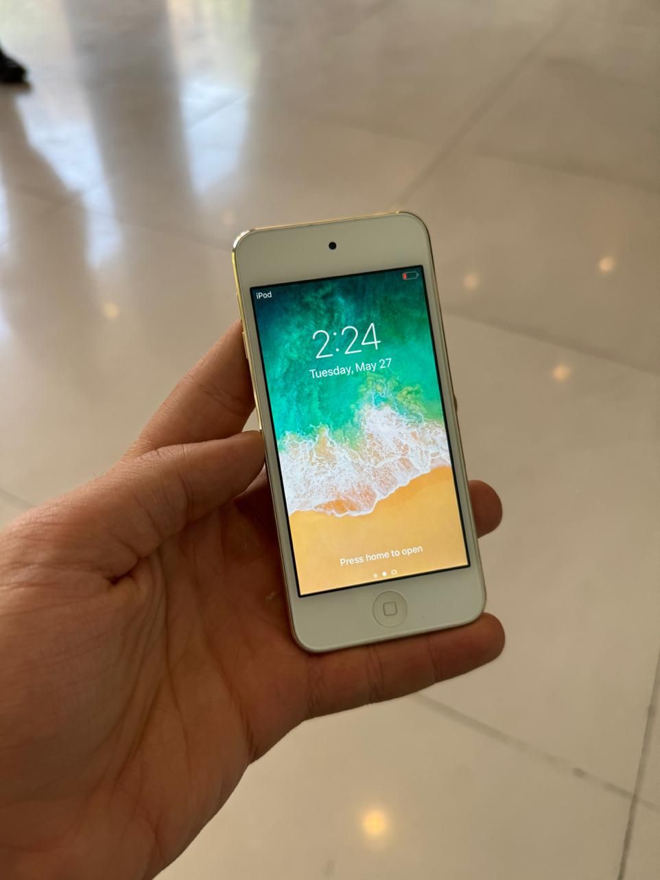 ipod touch 6|پخش‌کننده همراه|شیراز, شهرک امام حسن|دیوار
