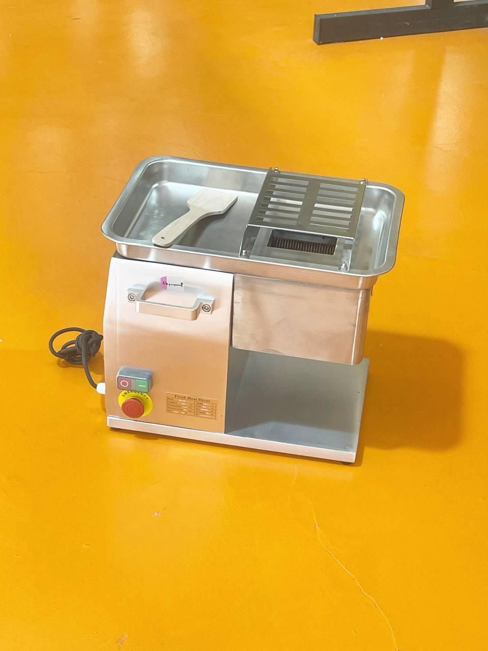 گوشت ریش کن رشته کن|کافی‌شاپ و رستوران|تهران, جی|دیوار