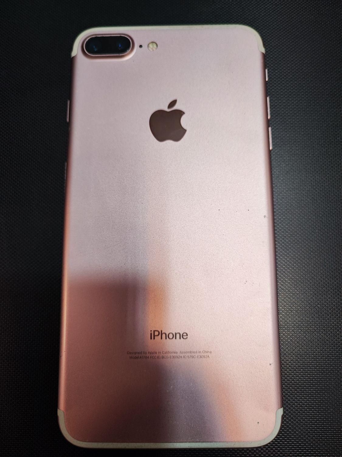 اپل iPhone 7 Plus ۳۲ گیگابایت|موبایل|تهران, شهرک آزادی|دیوار