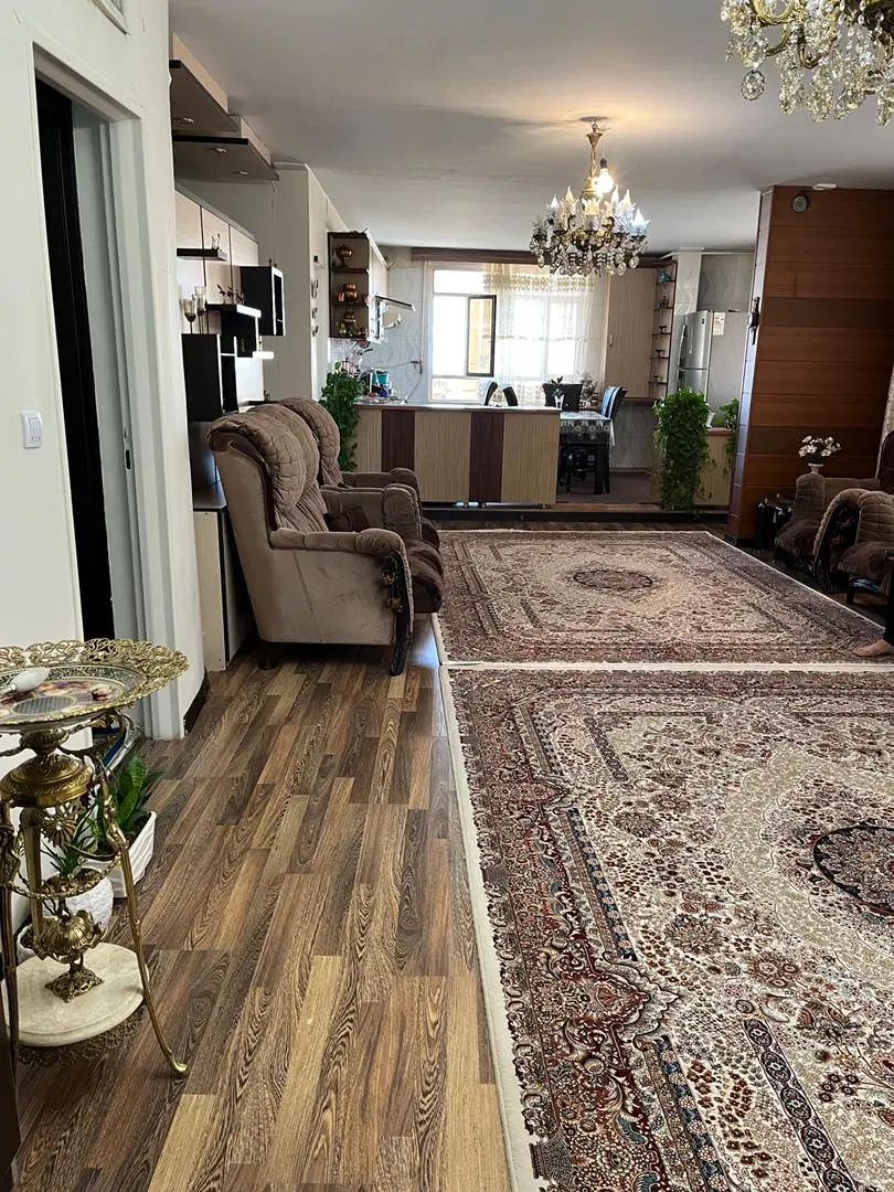 واحد ۱۰۵ متری،بر خیابان،دو نبش نزدیک به متروگلشهر|فروش آپارتمان|کرج, گلشهر|دیوار