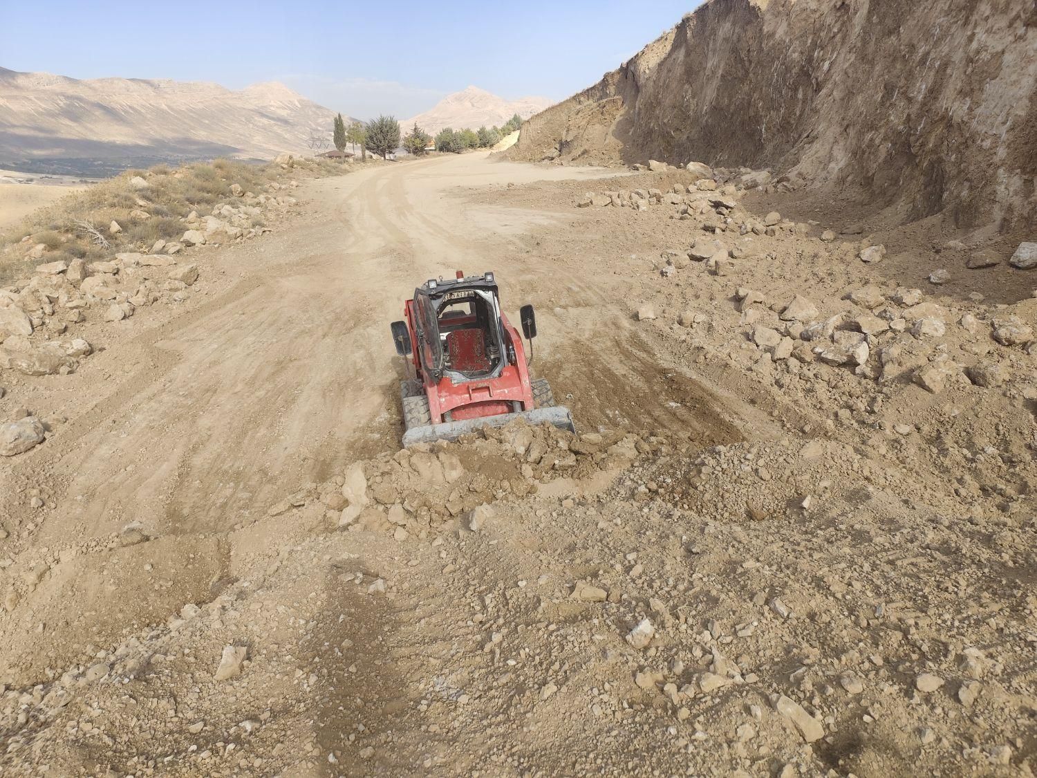 بابکت(مینی لودر)|خدمات حمل و نقل|شهرکرد, |دیوار