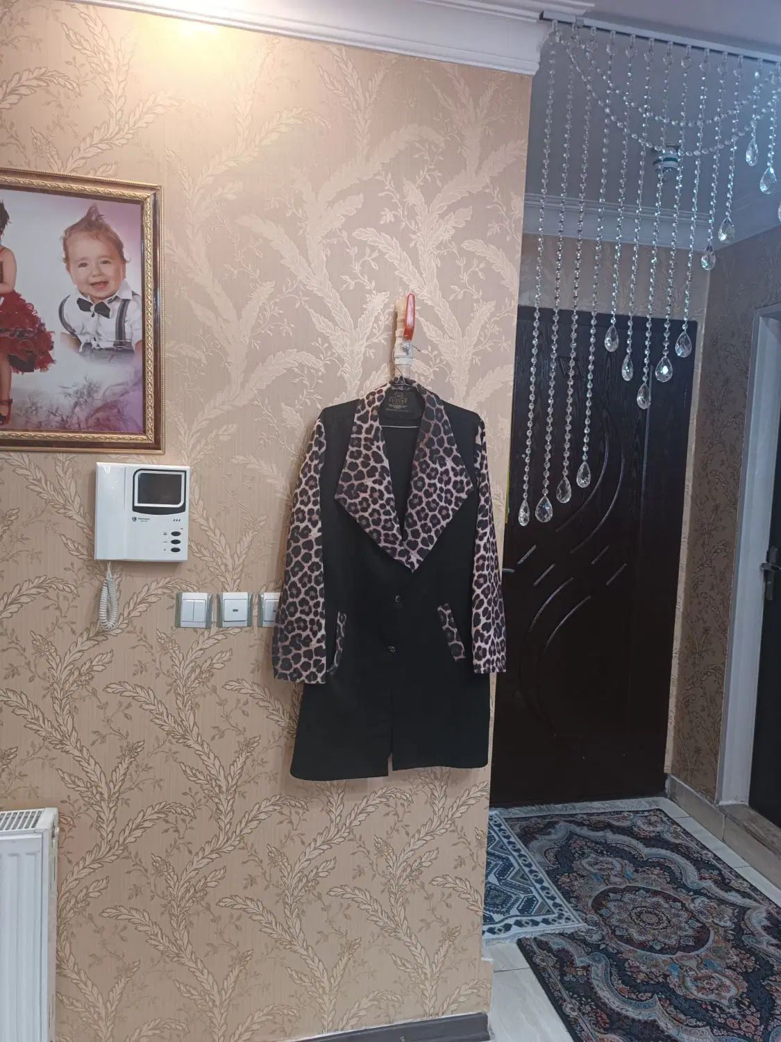 تعدادی مانتو مجلسی و لباس و پالتو|لباس|تهران, تهرانسر شرقی|دیوار