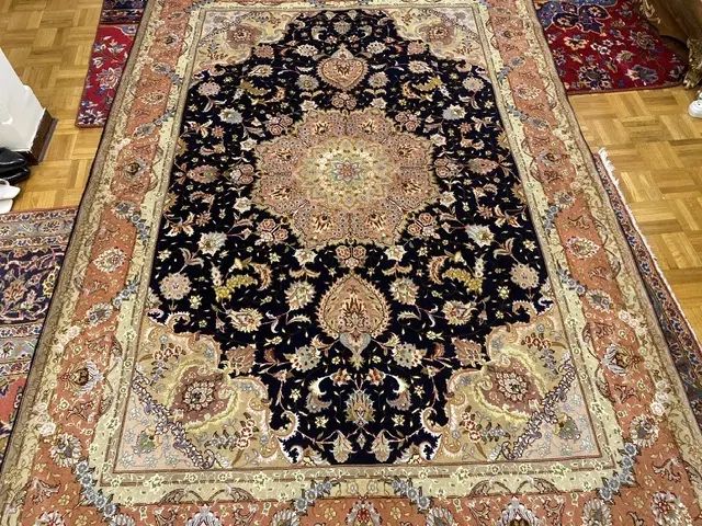 فرش دستبافت تبریز ۴ متری گل وچله ابریشم ریز بافت|فرش|تهران, الهیه|دیوار