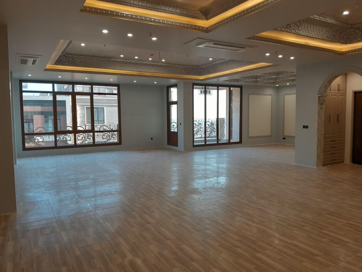 آپارتمان ۲۴۰ متر سازه لوکس+تاپ لوکیشن+معاوضه|فروش آپارتمان|کرج, عظیمیه|دیوار