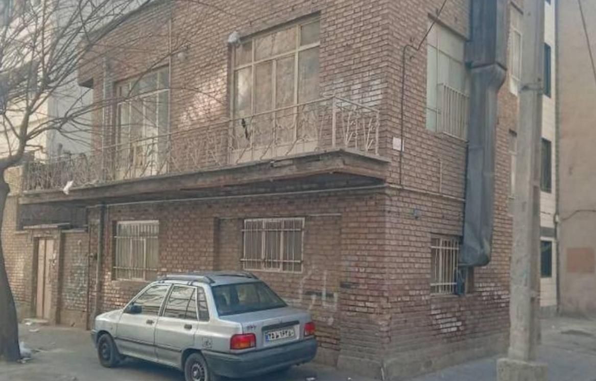 دربست هاشمی با حیاط ماشین رو مناسب اتباع|اجارهٔ خانه و ویلا|تهران, شهید دستغیب|دیوار