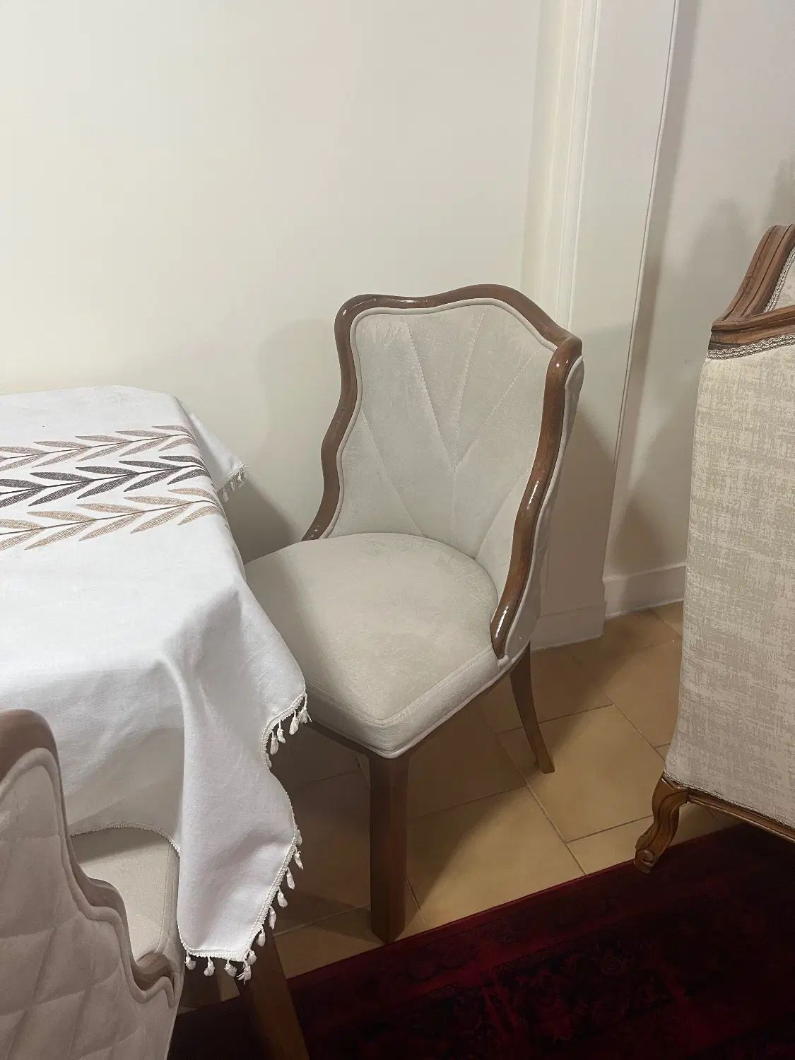ست میزمبل۷نفره کلاسیک و میزناهارخوری۴نفره|مبلمان خانگی و میز عسلی|تهران, نصرت|دیوار