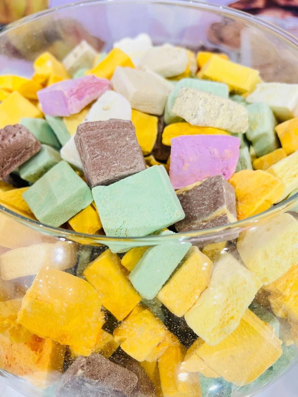 فروش و پخش بستنی خشک|خوردنی و آشامیدنی|اصفهان, تخت فولاد|دیوار