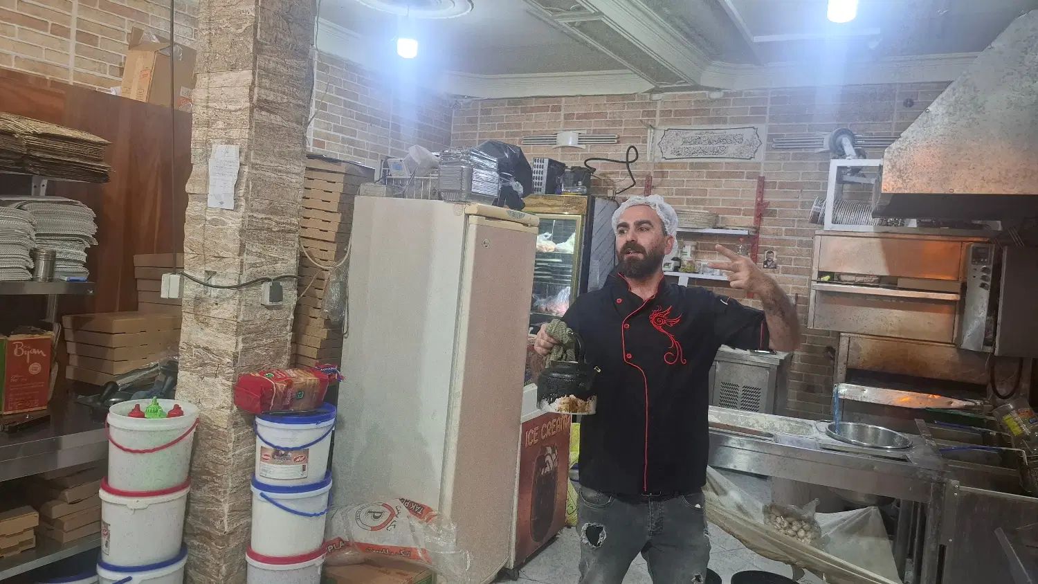 اجاره مغازه تجاری ۶۰ متری به همراه ۲۵ متر زیر زمین|اجارهٔ مغازه و غرفه|تهران, فلاح|دیوار