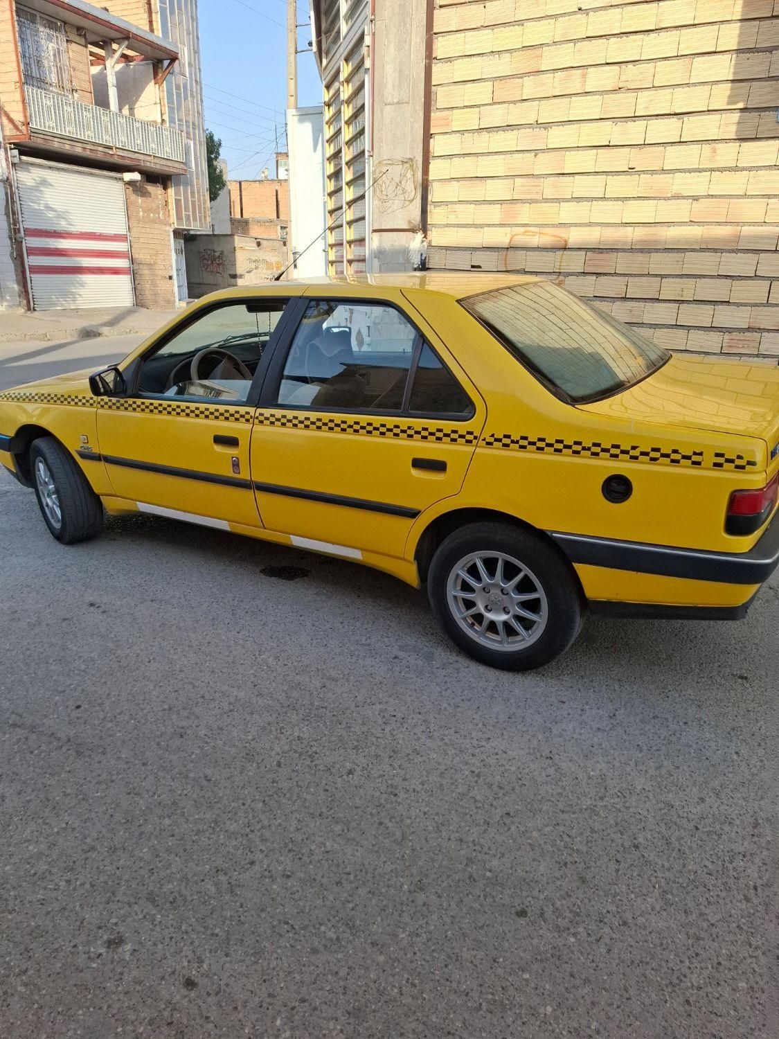 پژو 405 GL - دوگانه سوز CNG، مدل 1395|خودرو سواری و وانت|اسلام‌‌آباد غرب, |دیوار