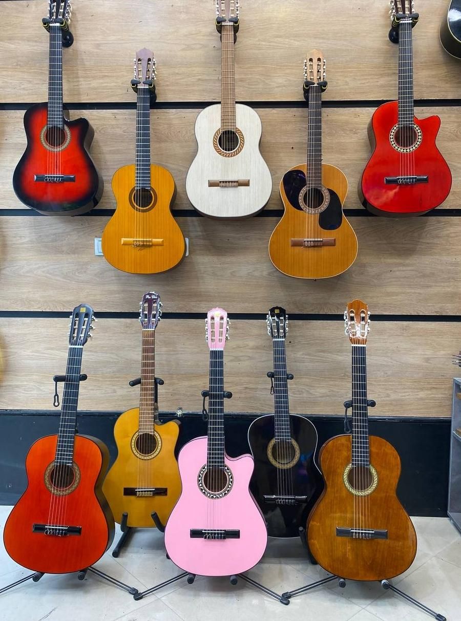 یاماها دیاموند . گیتار. همراه هدیه|گیتار، بیس، امپلیفایر|مشهد, آزادشهر|دیوار