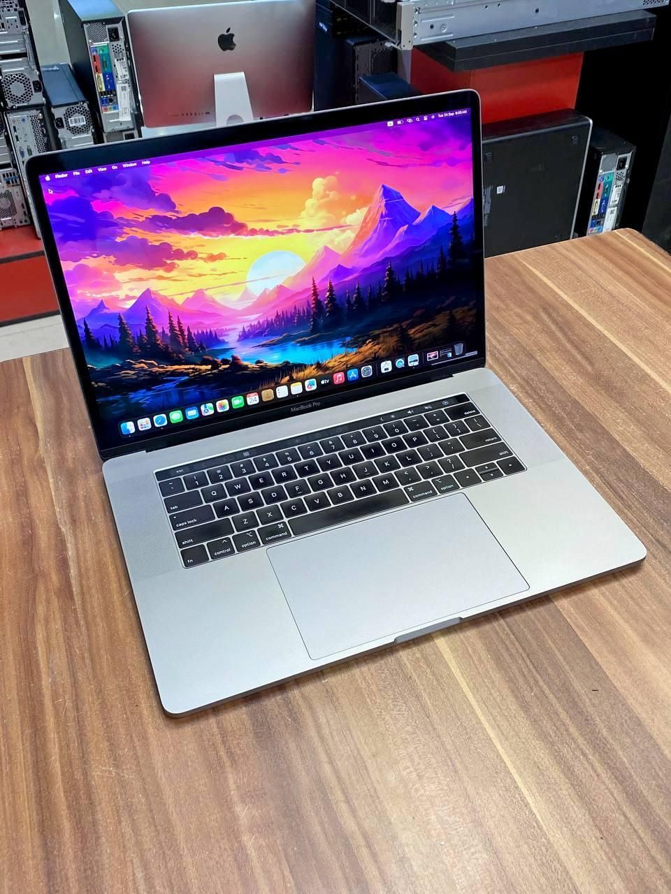 مک بوک پرو ۱۵ اینچ گرافیکدار macbook pro 2019 i7|رایانه همراه|تهران, سپهر|دیوار