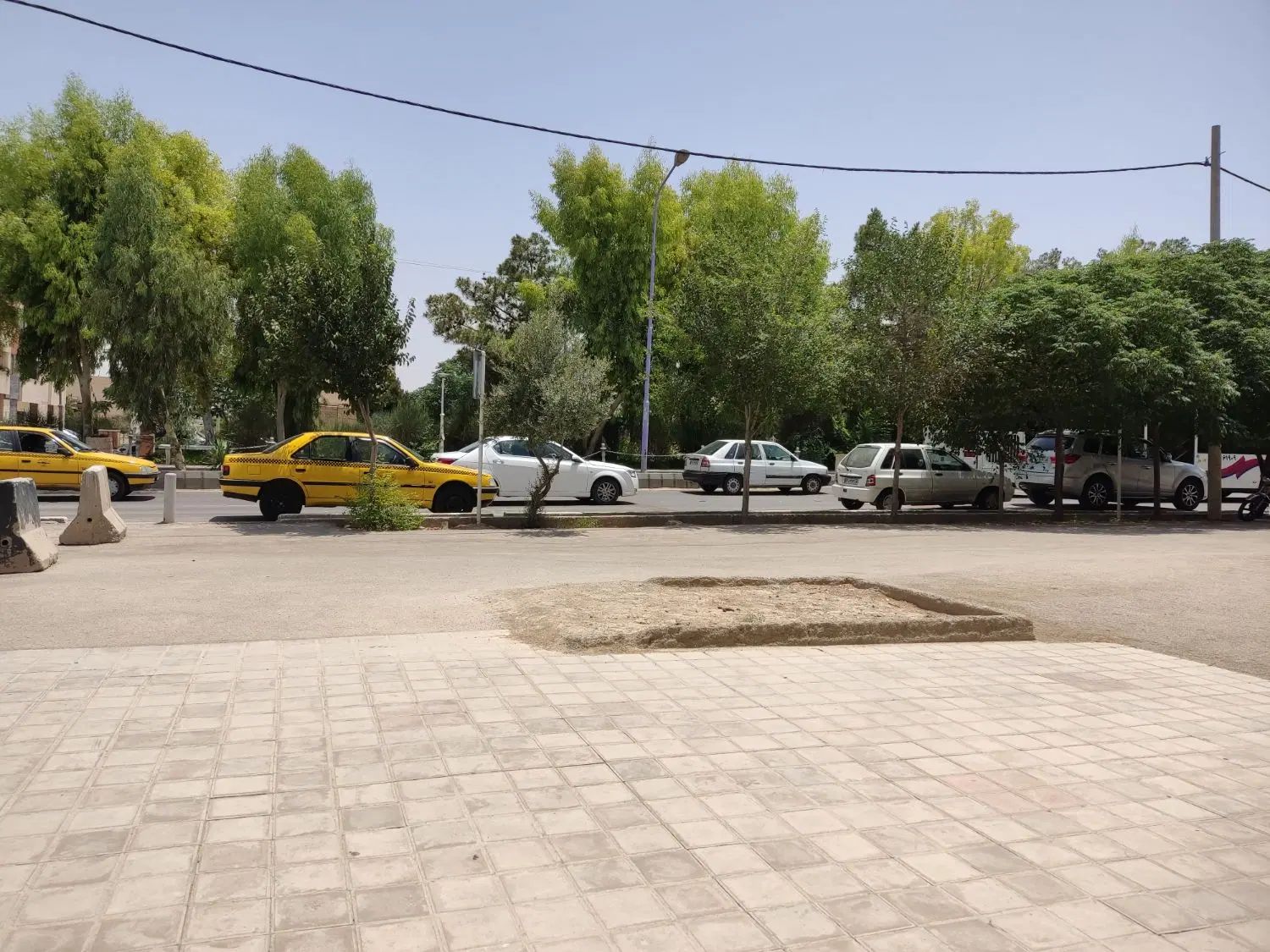 فروش مغازه ۲۱ متری در بهارستان ولیعصر جنوبی|فروش مغازه و غرفه|اصفهان, بهارستان|دیوار