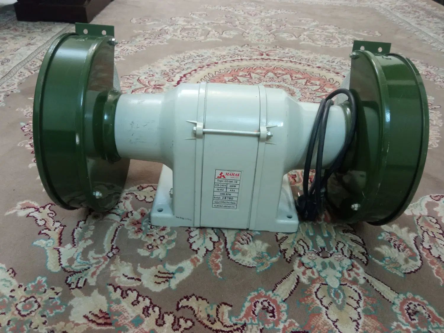 سنگ دوکله رومیزی ۲۰۰ میلیمتر ۶۰۰ وات دور ۳۰۰۰|ابزارآلات|مشهد, عبادی|دیوار