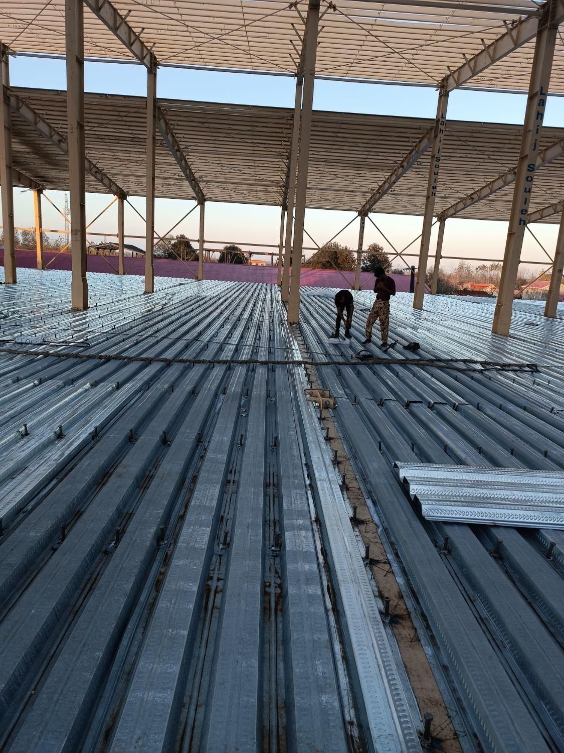 خدمات و اجرای سقف های عرشه فولادی|خدمات پیشه و مهارت|تهران, تهرانسر شرقی|دیوار