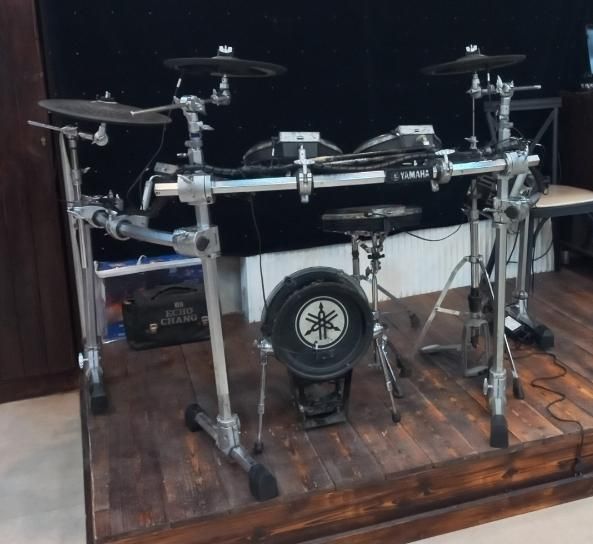 درامز الکتریک یاماها dtxtreeme3|درام و پرکاشن|رشت, رودباری|دیوار