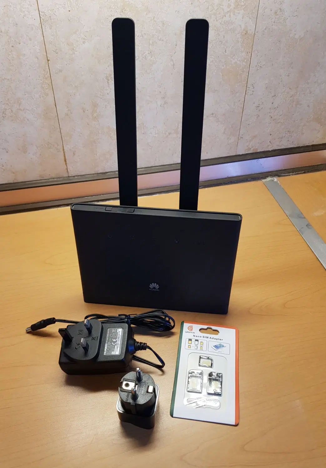 مودم روتر سیم کارتی WiFi 4G LTE هوآوی Huawei|مودم و تجهیزات شبکه|تهران, امیرآباد|دیوار