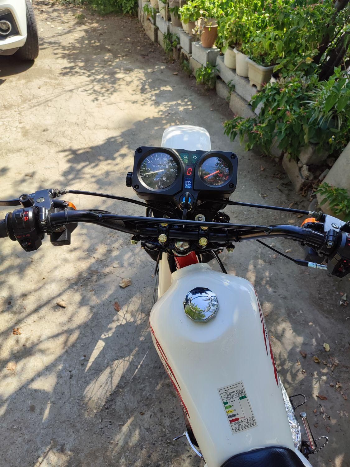 ایکسل 300 فروش فوری مزاید|موتورسیکلت|اطاقور, |دیوار