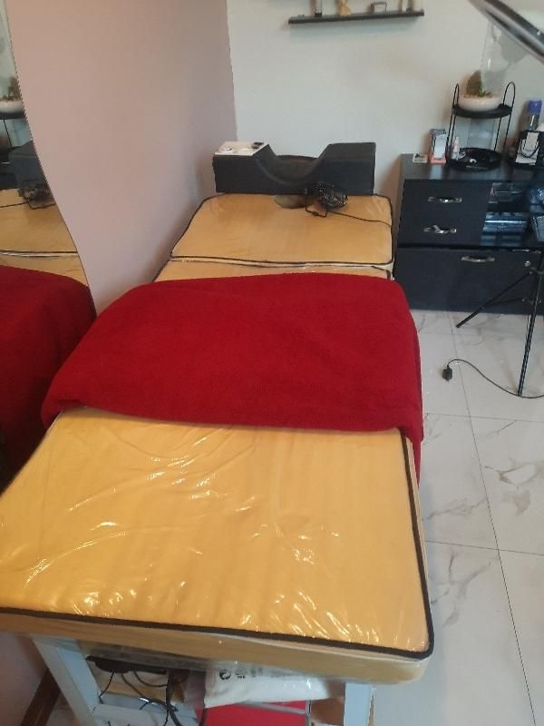 فروش فایل و میز ناخن تخت مژه و ماساژ|آرایشگاه و سالن‌های زیبایی|تهران, سعادت‌آباد|دیوار