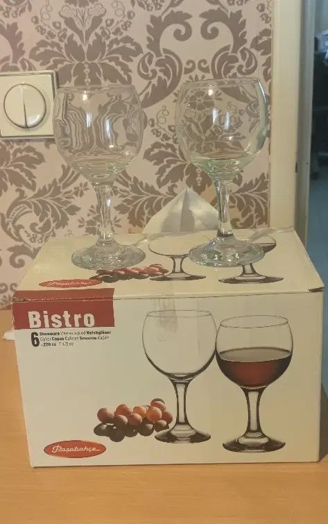 گیلاس خوری کریستال برند Bistro زیر قیمت|ظروف سرو و پذیرایی|تهران, آجودانیه|دیوار