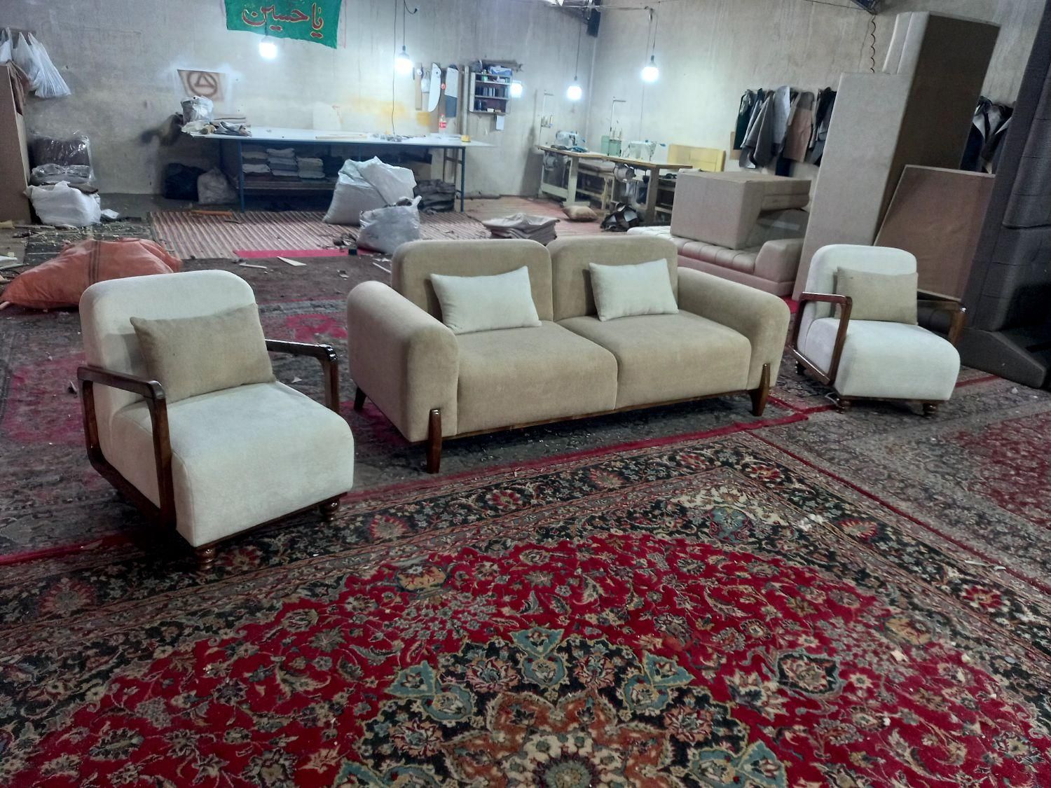 مبل مینیمال جدید|مبلمان خانگی و میز عسلی|مشهد, شیرحصار|دیوار