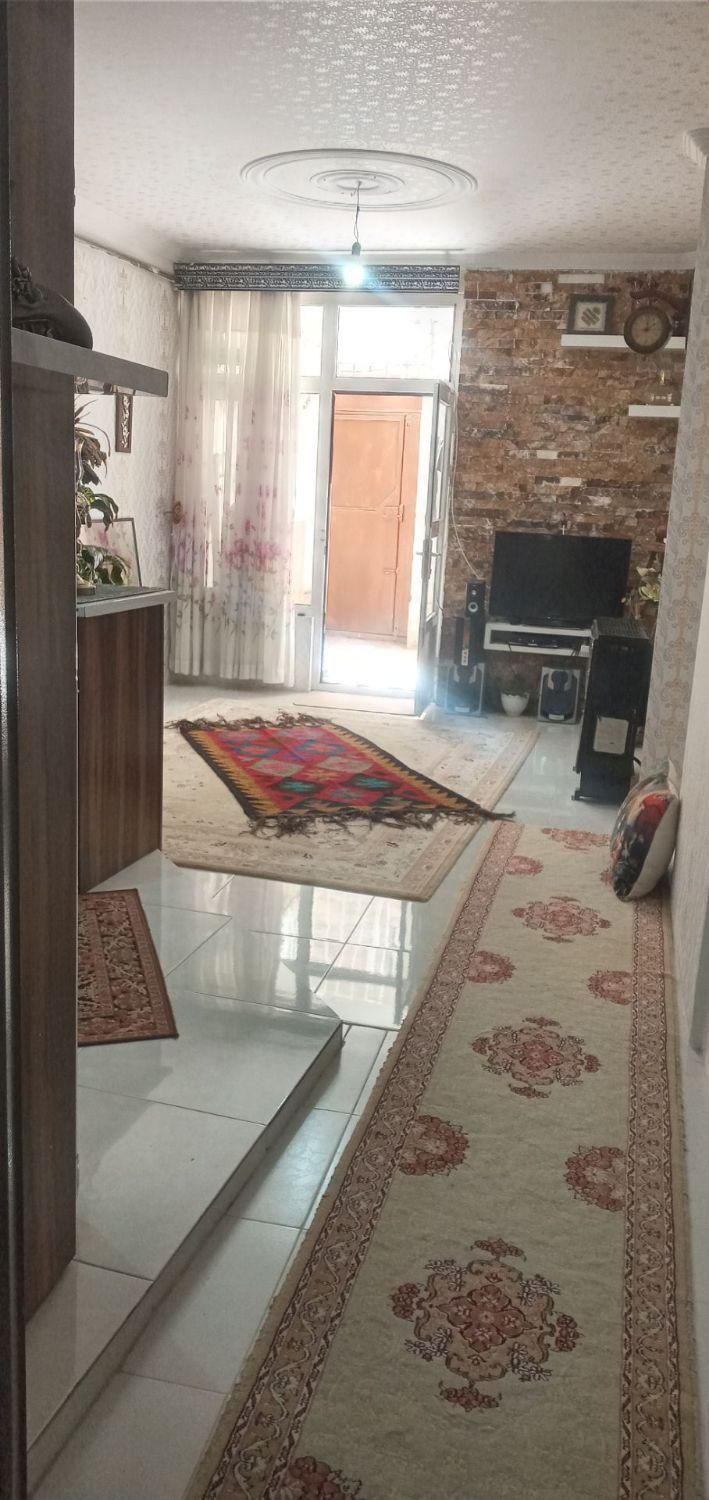 فروش آپارتمان حیاط دار راه جدا|فروش آپارتمان|تبریز, |دیوار