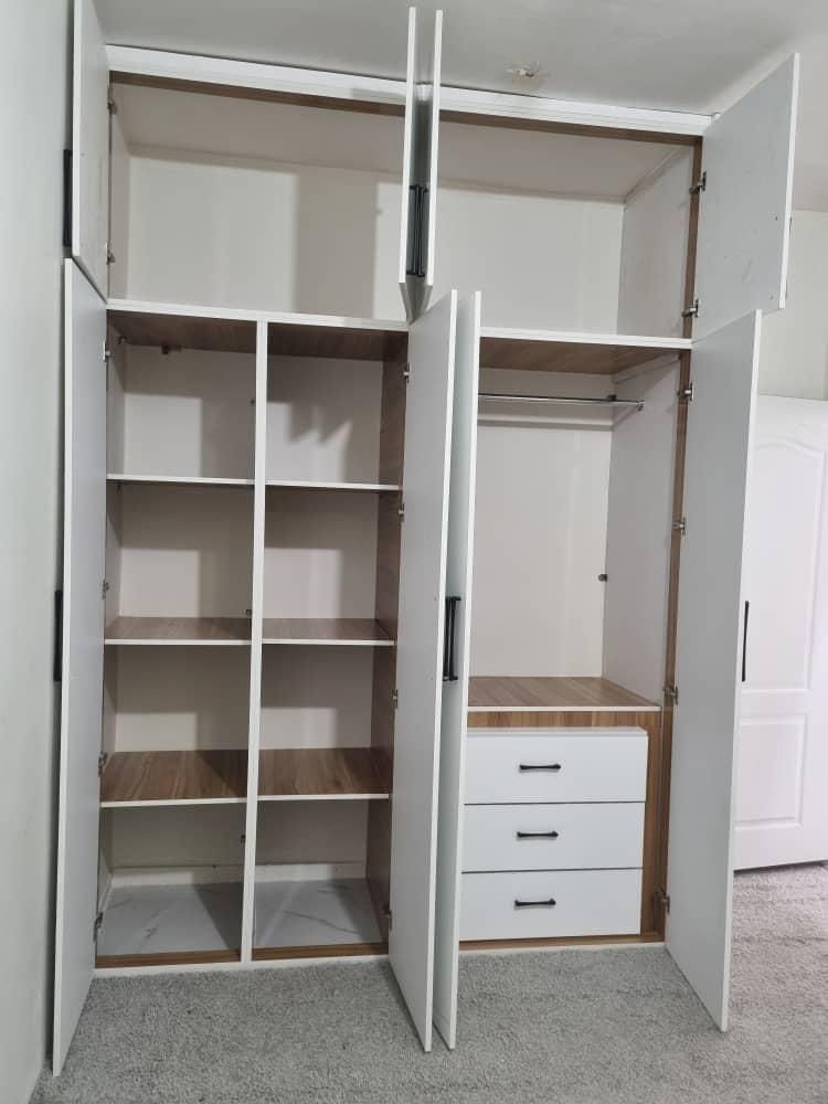 تعمیرات کابینت و کمددیواری ام دی اف نصب درب اتاقی|خدمات پیشه و مهارت|فولادشهر, فولادشهر|دیوار