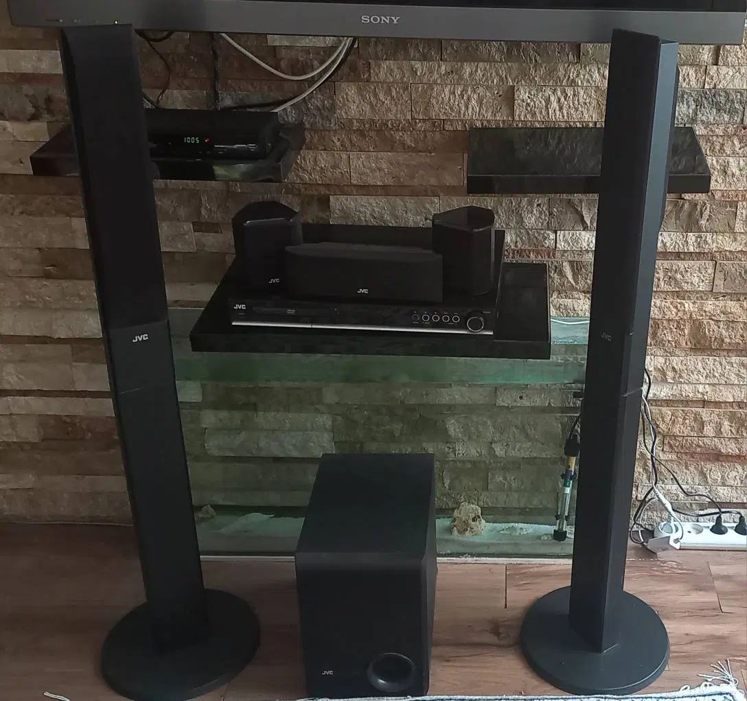 سینما خانواده JVC TH-G60F بسیار تمیز|سیستم صوتی خانگی|تهران, قاسم‌آباد|دیوار