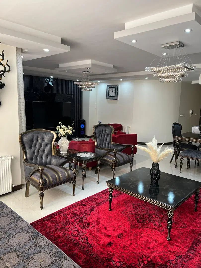 ۱۳۵متر+۴۰متر سوئیت مجزا/لوکس/رو به آفتاب/وام دار|فروش آپارتمان|کرج, برغان|دیوار