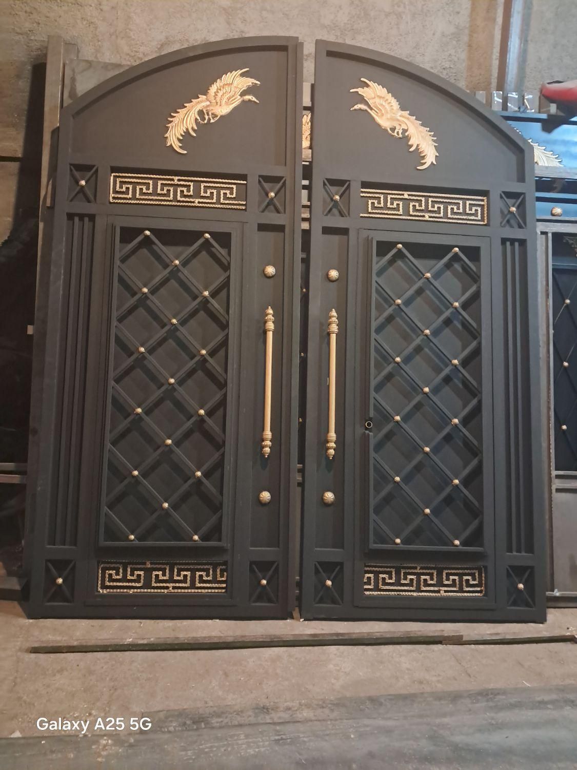 مجموعه کلاسیک باغ ویلا درب کد 9877g|مصالح و تجهیزات ساختمان|مشهد, رسالت|دیوار