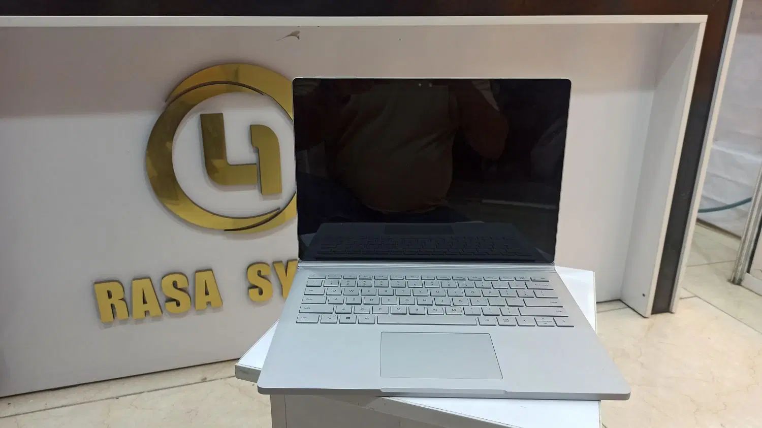 لپ تاپ تبلت شو surface book 2 گرافیک دار|رایانه همراه|سبزوار, پاسداران|دیوار